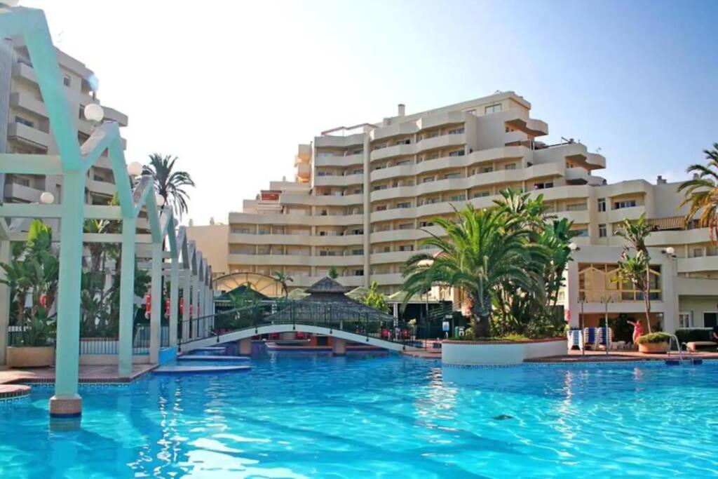 Benalbeach Casa Kito Dreams 1ª Linea Playa เบนัลมาเดนา ภายนอก รูปภาพ