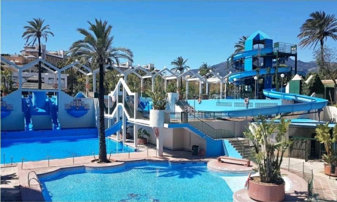 Benalbeach Casa Kito Dreams 1ª Linea Playa เบนัลมาเดนา ภายนอก รูปภาพ